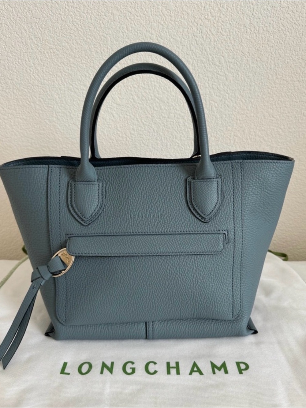 NEW - Longchamp Medium Mailbox Leather Tote Bag in Dusty Blue - Picture 7 of 12